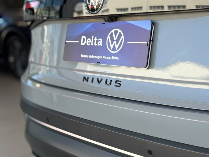 volkswagen nivus 1.0 200 tsi total flex highline automatico 4p 202418