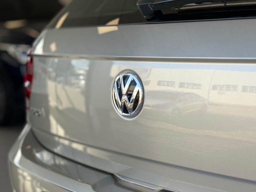 volkswagen polo 1.0 mpi total flex manual 4p 202118