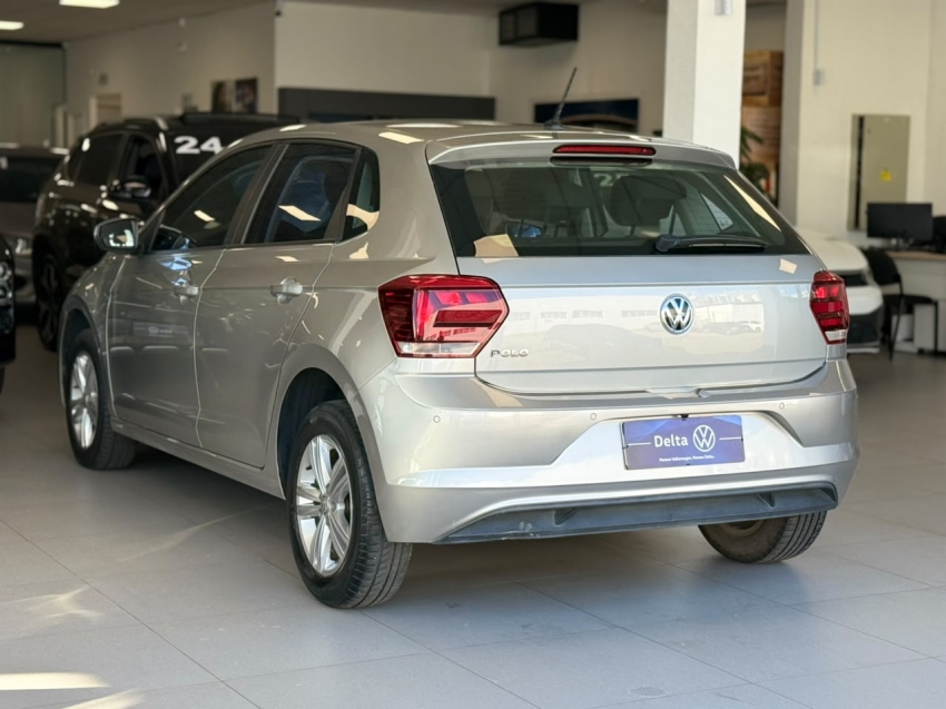 volkswagen polo 1.0 mpi total flex manual 4p 202117