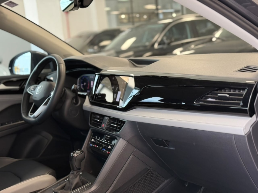 volkswagen taos 1.4 250 tsi total flex comfortline automatico 4p 202411