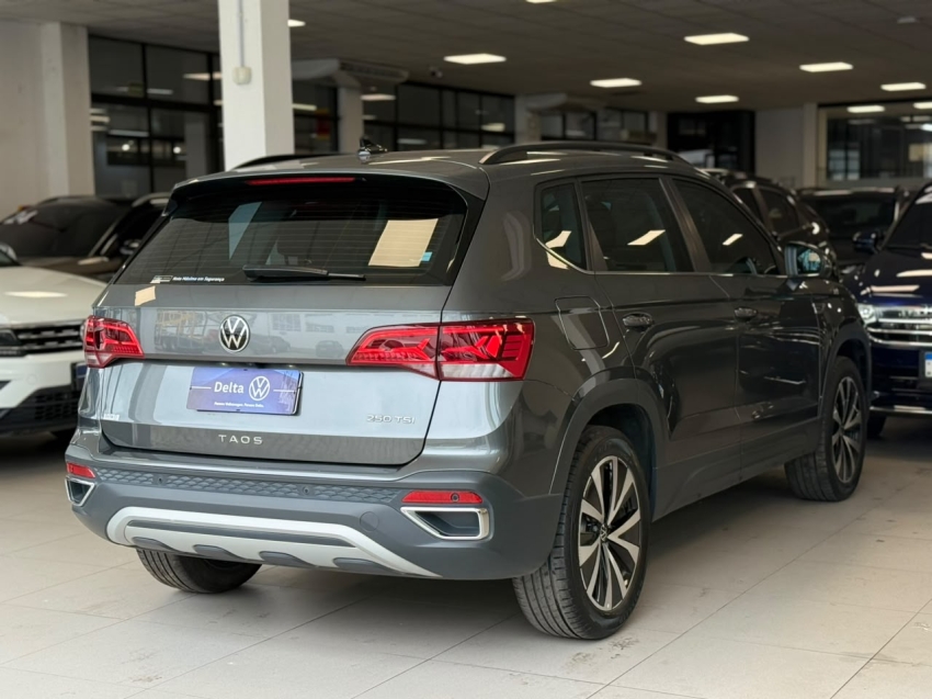 volkswagen taos 1.4 250 tsi total flex comfortline automatico 4p 202414
