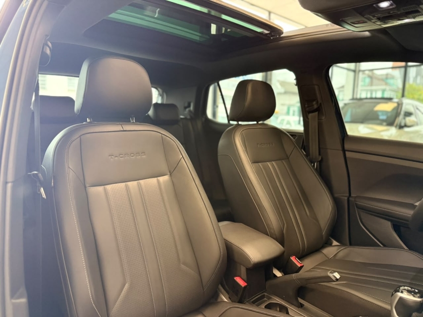 volkswagen t-cross 1.0 200 tsi total flex comfortline automatico 4p 202611