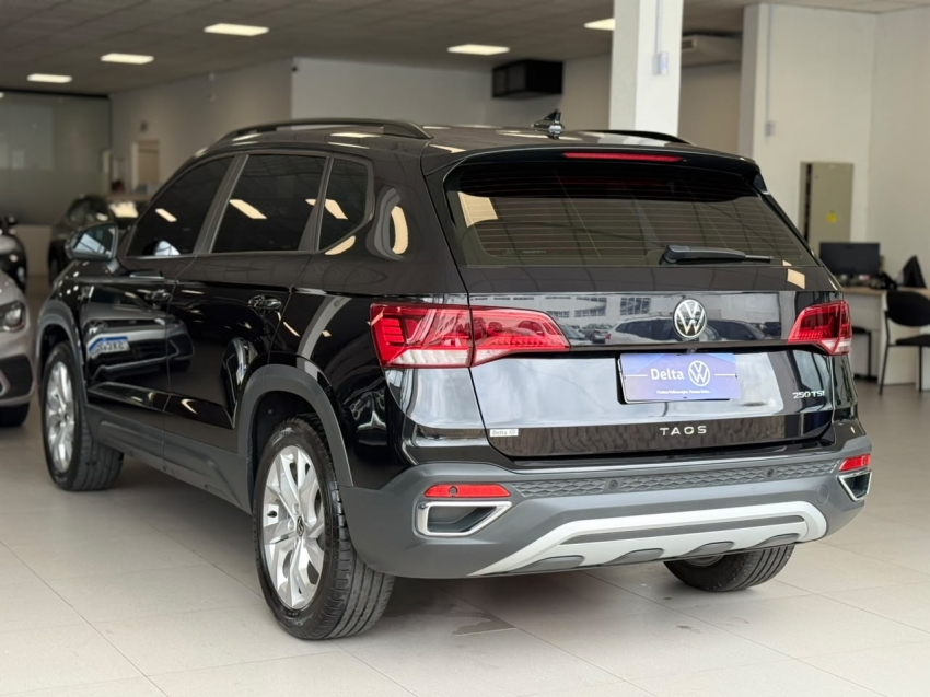 volkswagen taos 1.4 250 tsi total flex comfortline automatico 4p 202216