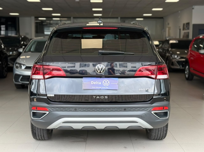 volkswagen taos 1.4 250 tsi total flex comfortline automatico 4p 202215