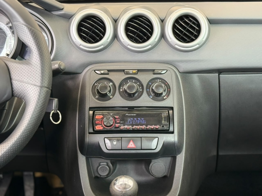 citroen c3 1.2 pure tech flex origine manual 4p 20179
