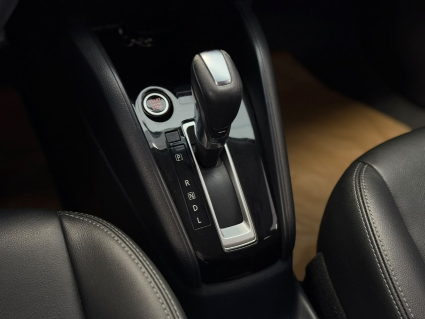 nissan kicks 1.6 16v flexstart sv 4p xtronic flex automatico 20206