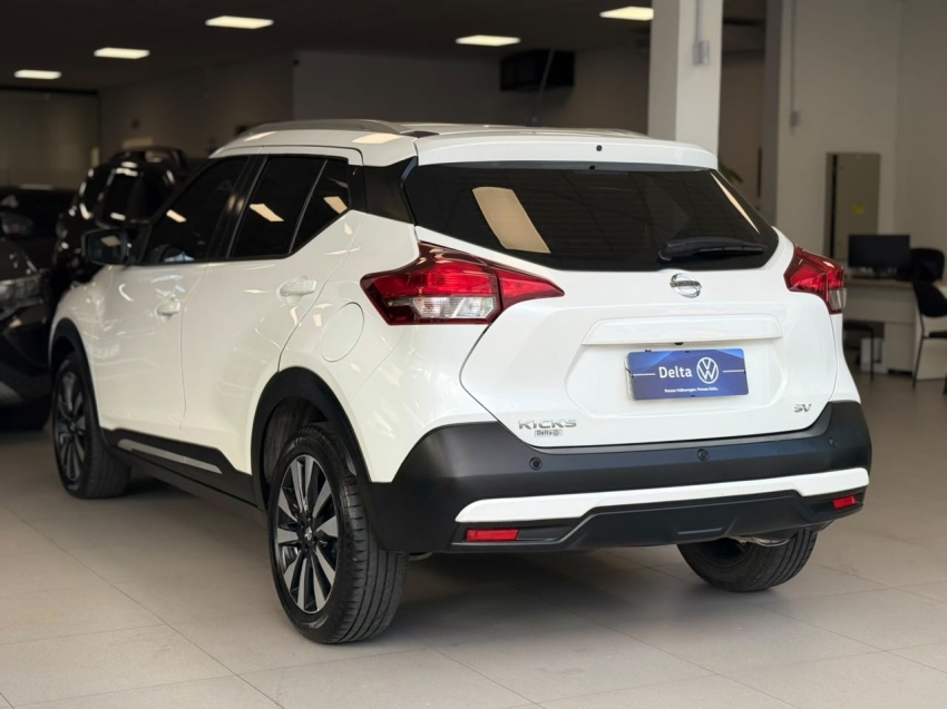 nissan kicks 1.6 16v flexstart sv 4p xtronic flex automatico 202017