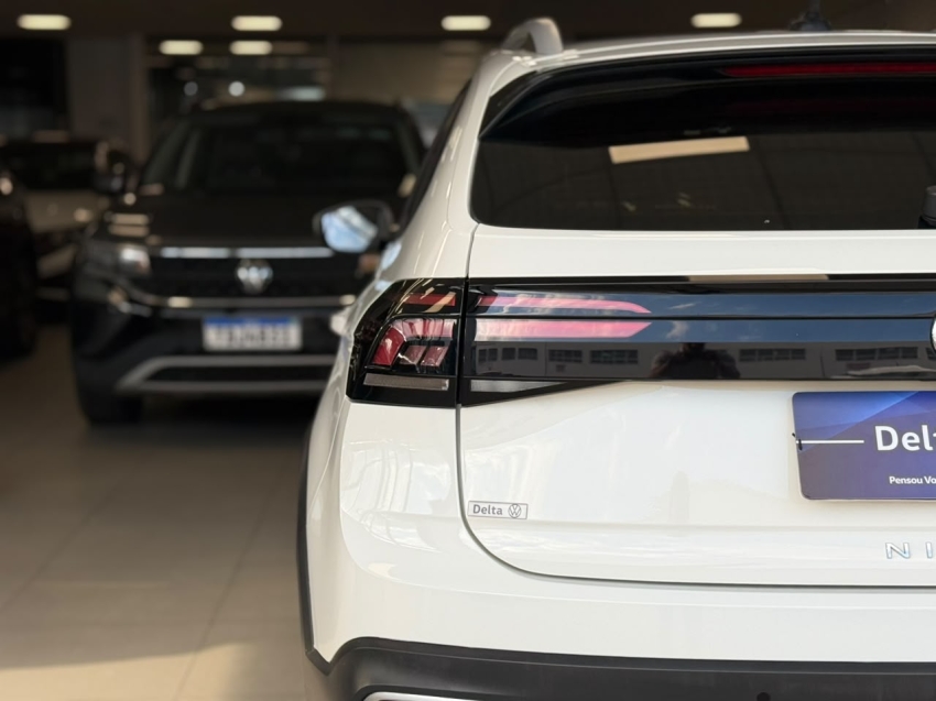 volkswagen nivus 1.0 200 tsi total flex highline automatico 4p 202117