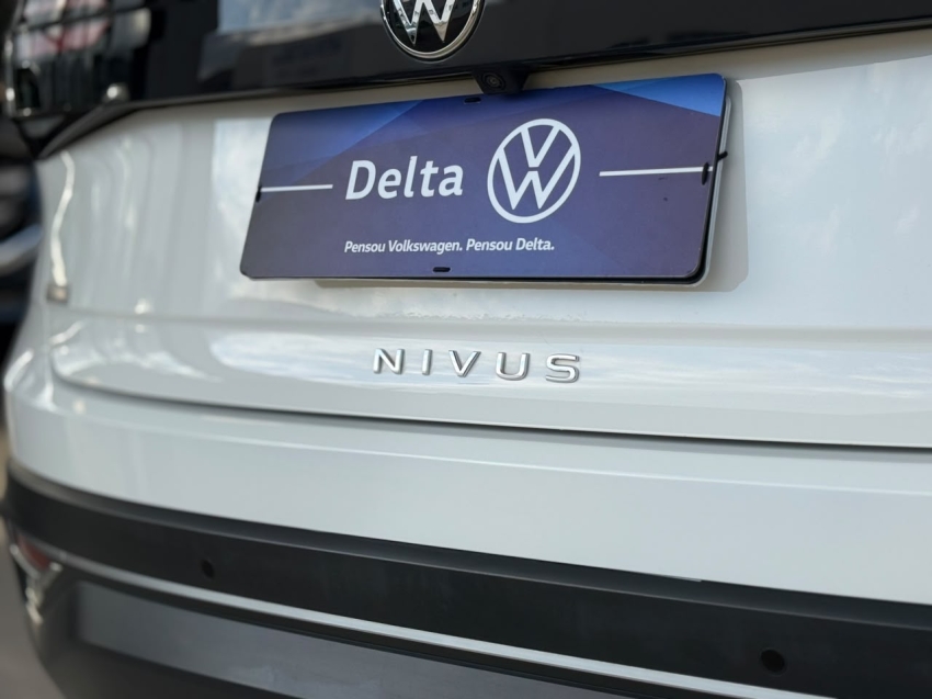 volkswagen nivus 1.0 200 tsi total flex highline automatico 4p 202118