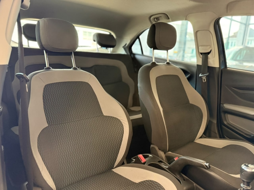 chevrolet onix 1.0 mpfi lt 8v flex 4p manual 201613