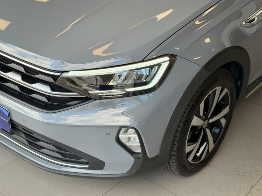 volkswagen nivus 1.0 200 tsi total flex highline automatico 4p 20234