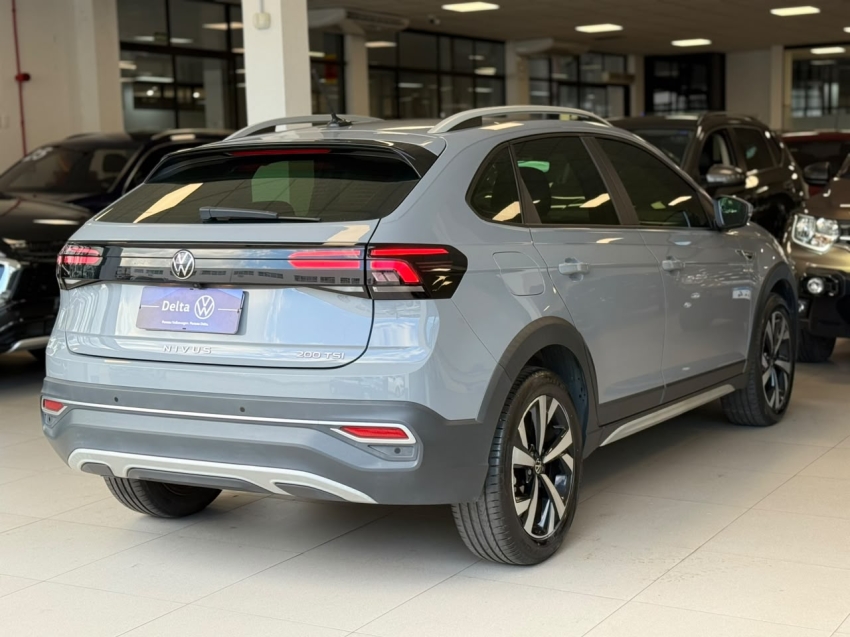 volkswagen nivus 1.0 200 tsi total flex highline automatico 4p 202314
