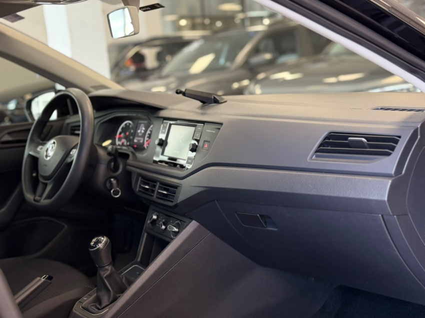 volkswagen polo 1.0 mpi total flex manual 4p 202111