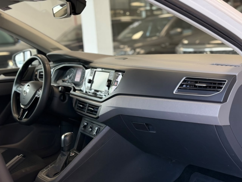 volkswagen polo 1.0 200 tsi comfortline automatico flex 4p 202111