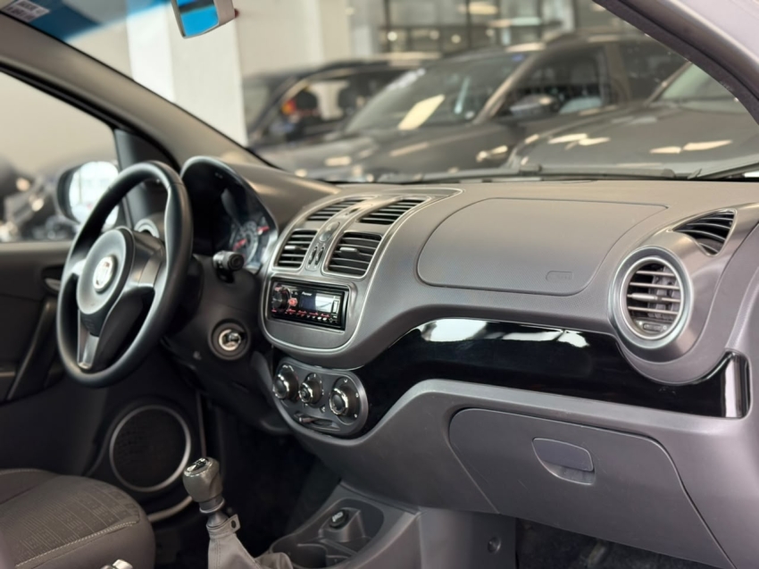 fiat palio 1.0 mpi attractive 8v flex 4p manual 201711