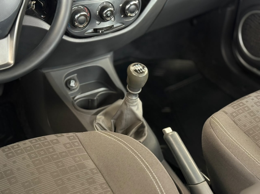 fiat palio 1.0 mpi attractive 8v flex 4p manual 20177