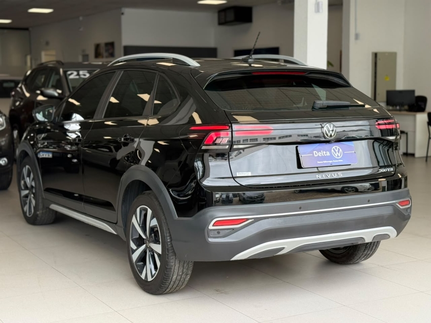 volkswagen nivus 1.0 200 tsi total flex highline automatico 4p 202214