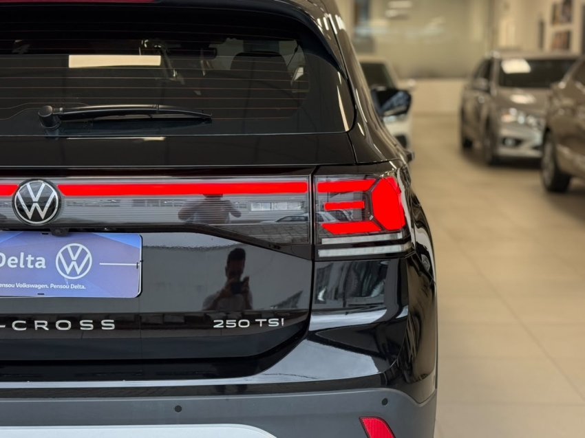 volkswagen t-cross 1.4 250 tsi total flex highline automatico 4p 202517