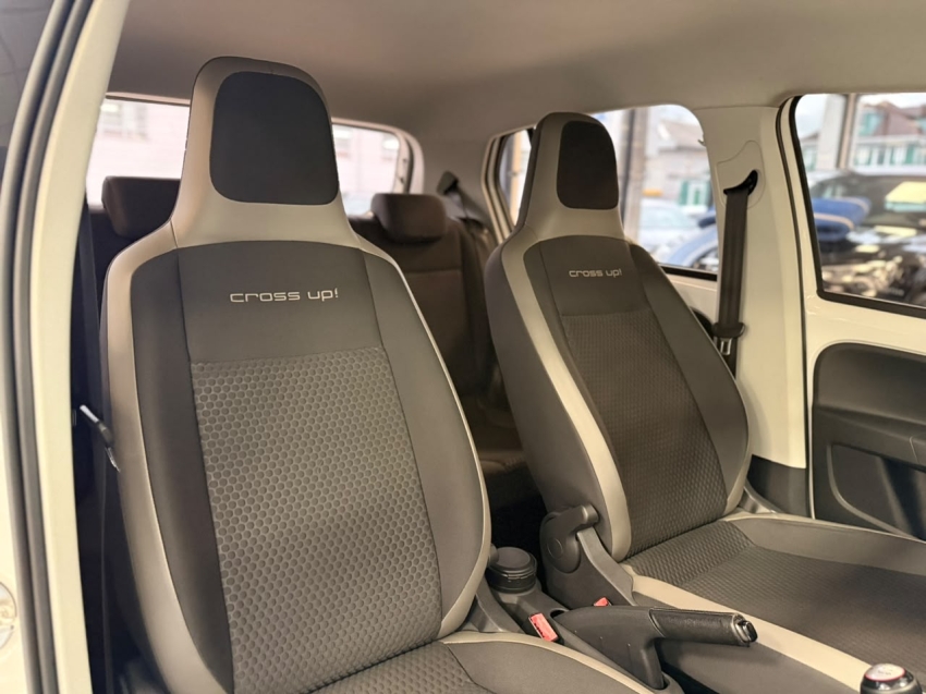 volkswagen cross up 1.0 tsi 12v flex 4p manual 201714