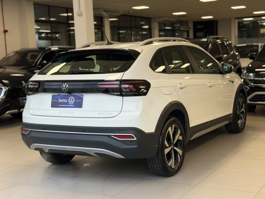 volkswagen nivus 1.0 200 tsi total flex highline automatico 4p 202414