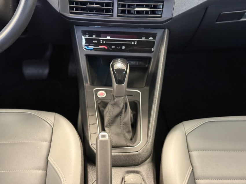 volkswagen nivus 1.0 200 tsi total flex highline automatico 4p 202410