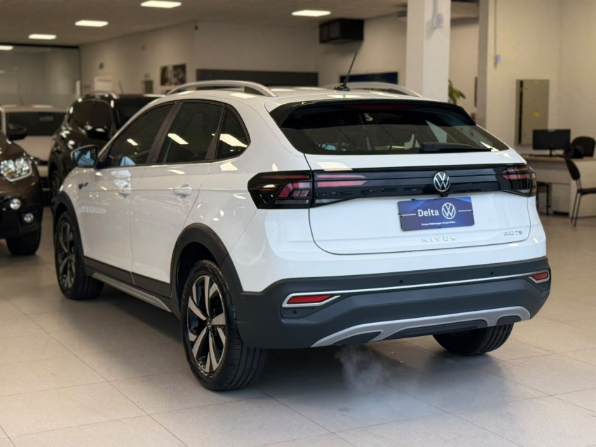 volkswagen nivus 1.0 200 tsi total flex highline automatico 4p 202416