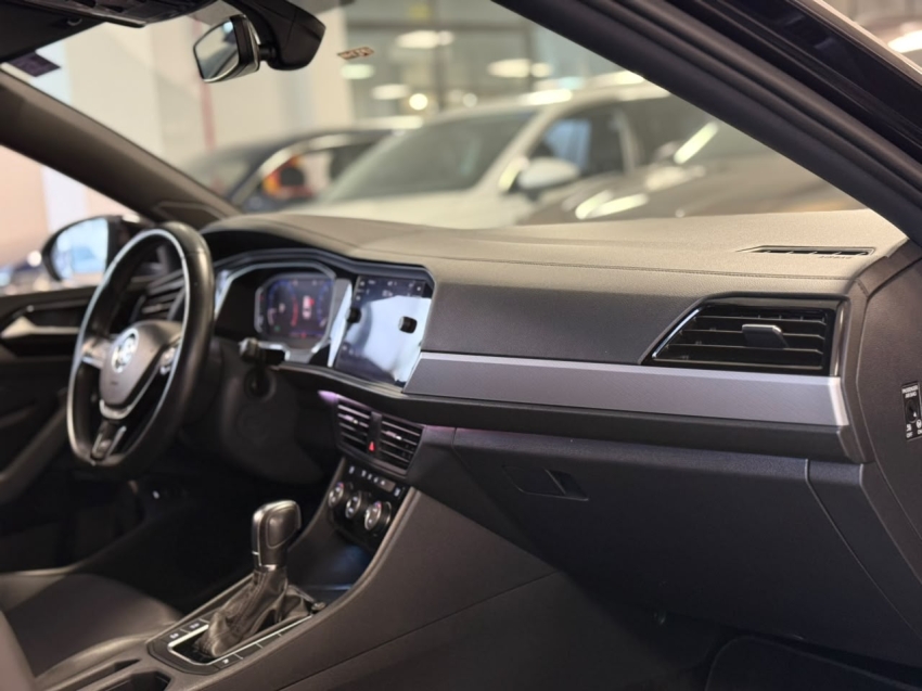 volkswagen jetta 1.4 250 tsi total flex r-line tiptronic 4p automatico 201811