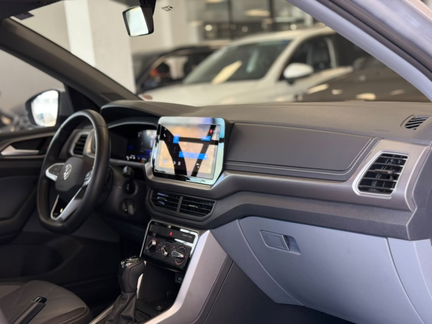 volkswagen t-cross 1.0 200 tsi total flex automatico 4p 202510
