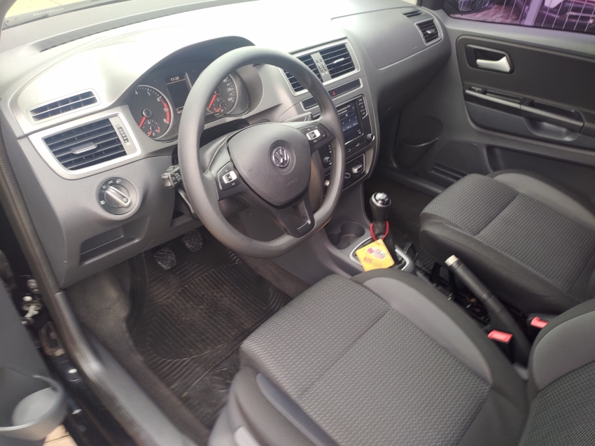 volkswagen fox 1.6 msi total flex connect 4p manual 2020