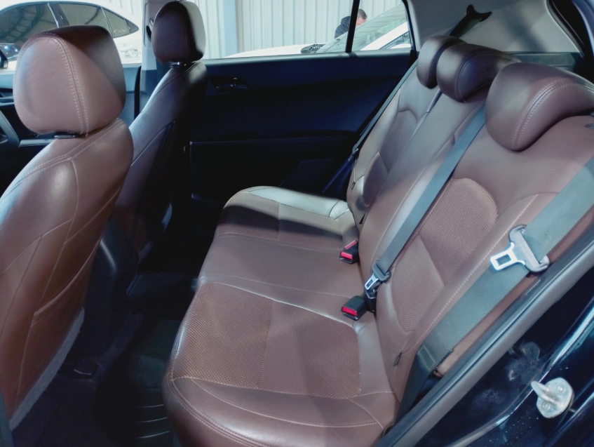 creta attitude 1.6 at10