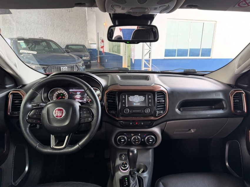 fiat toro 2.0 16v turbo diesel volcano 4wd at9 4p automatico 2017