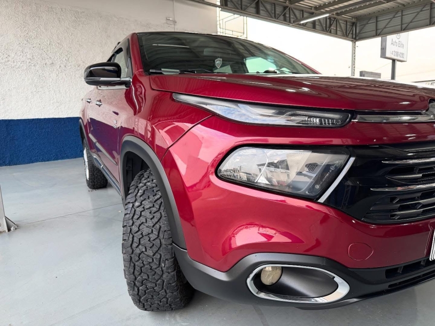 fiat toro 2.0 16v turbo diesel volcano 4wd at9 4p automatico 2017