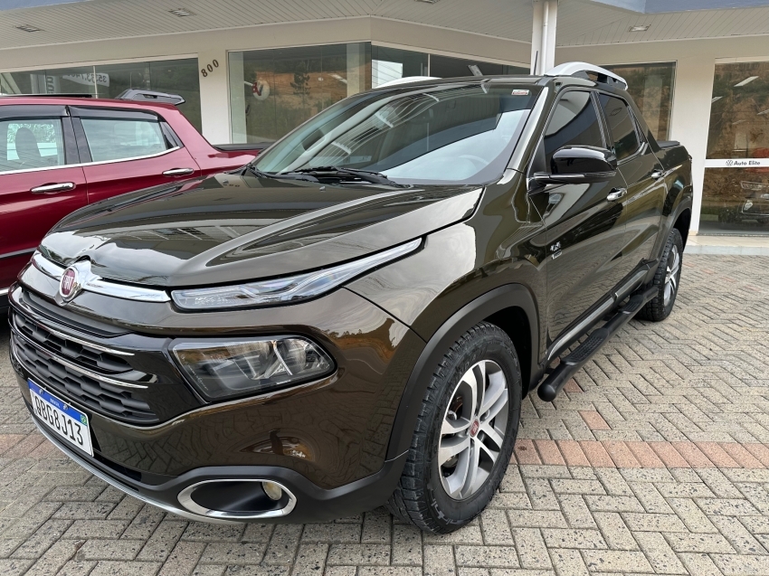 fiat toro 2.0 16v turbo diesel volcano 4wd at9 4p automatico 2017