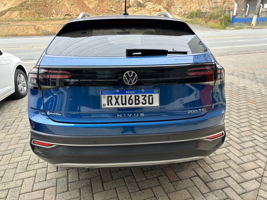 volkswagen nivus 1.0 200 tsi total flex highline automatico 4p 2023
