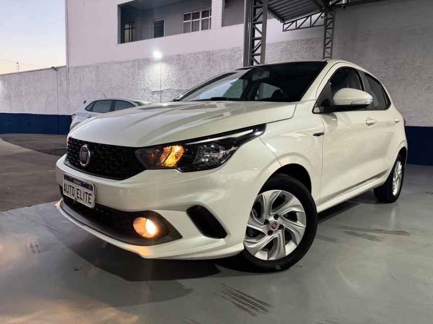 fiat argo 1.3 firefly flex drive gsr 4p semiautomatico 2018