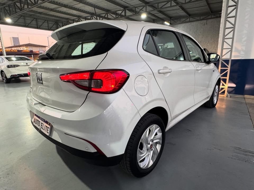 fiat argo 1.3 firefly flex drive gsr 4p semiautomatico 2018