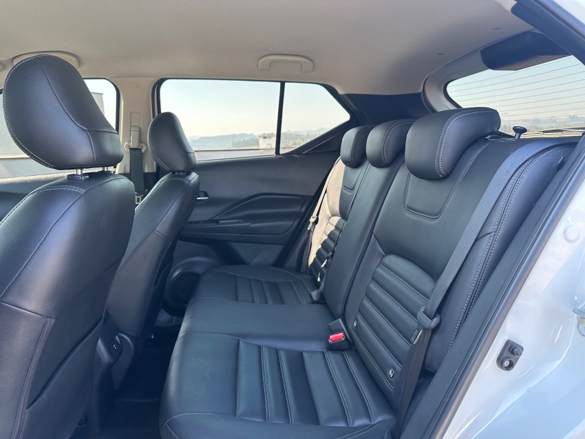 nissan kicks 1.6 16v flexstart advance xtronic flex 4p automatico 2024