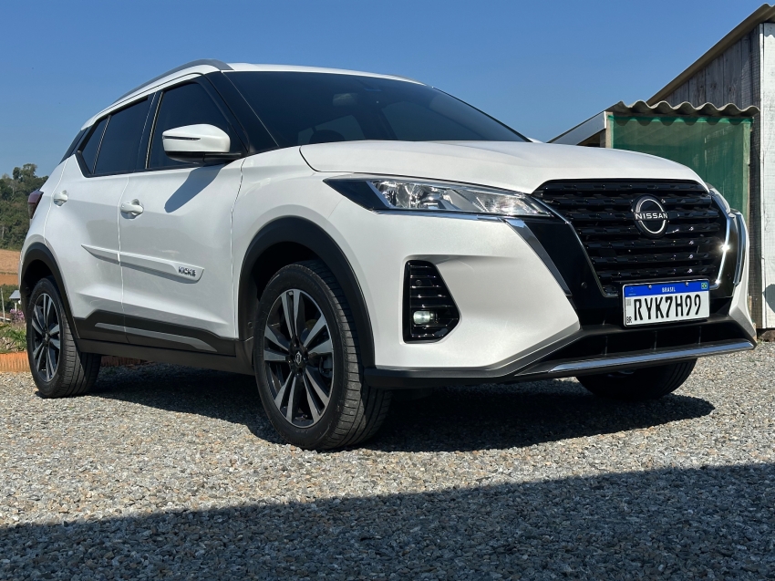 nissan kicks 1.6 16v flexstart advance xtronic flex 4p automatico 2024