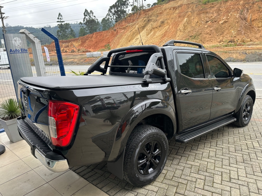 nissan frontier 2.3 16v turbo diesel xe cd 4x4 automatico 4p 2019