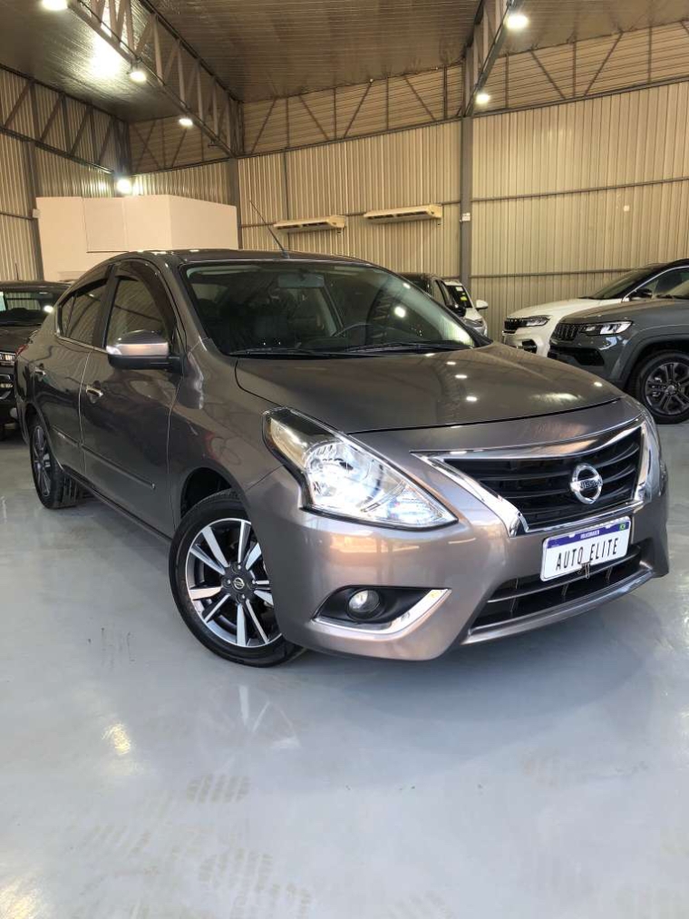 nissan versa 1.6 16v flexstart sl 4p xtronic flex automatico 2020