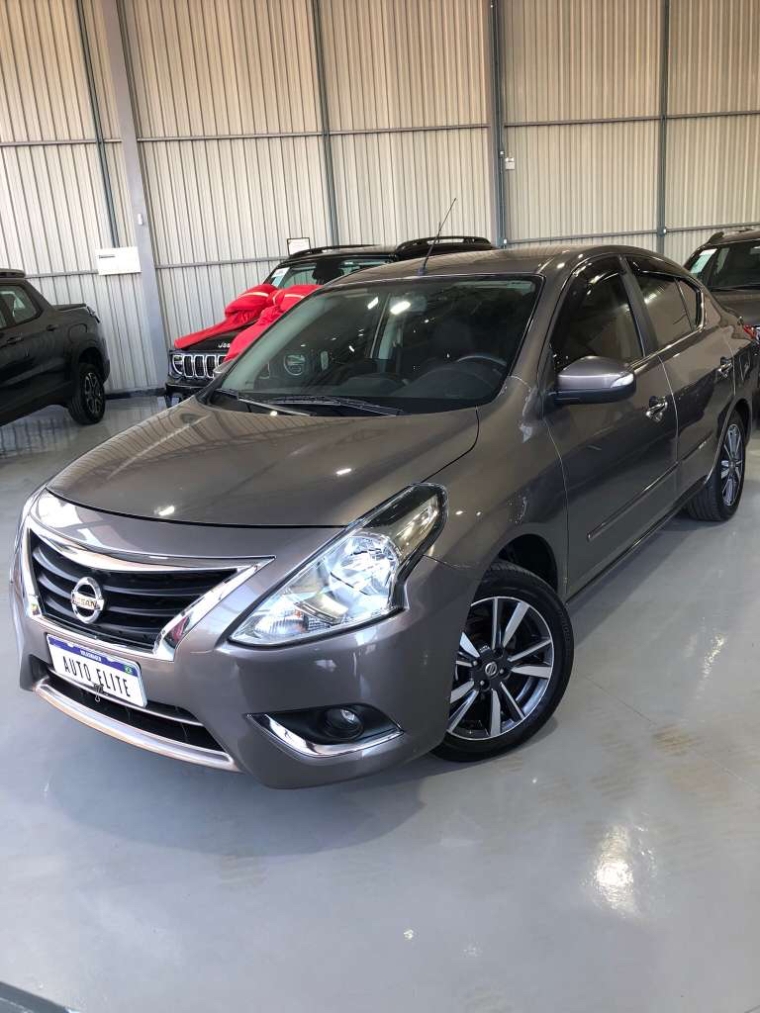 nissan versa 1.6 16v flexstart sl 4p xtronic flex automatico 2020