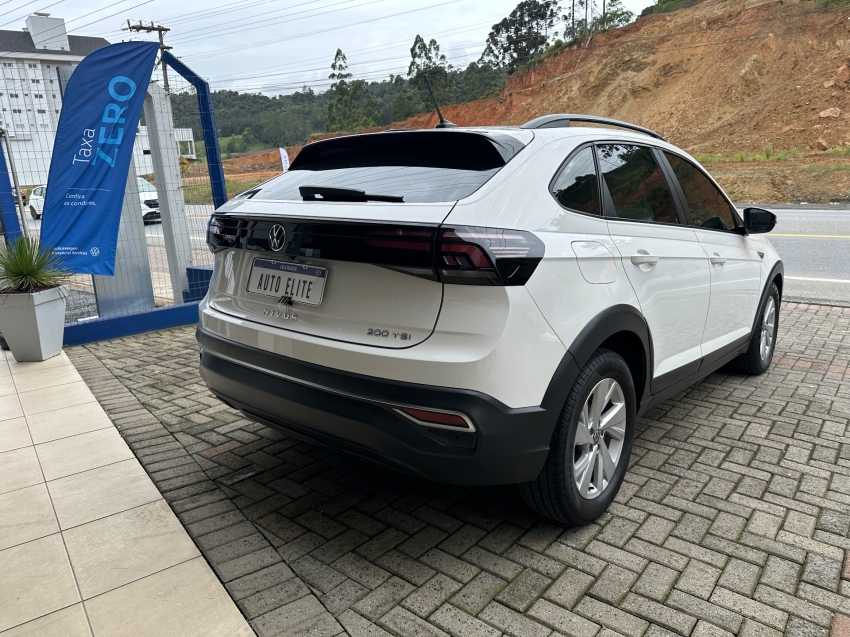 volkswagen nivus 1.0 200 tsi total flex comfortline automatico 4p 202111