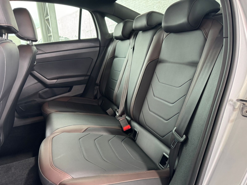 volkswagen virtus 1.0 200 tsi highline automatico flex 4p 202413