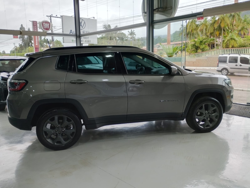 jeep compass 2.0 16v diesel longitude 4x4 automatico 4p 202116