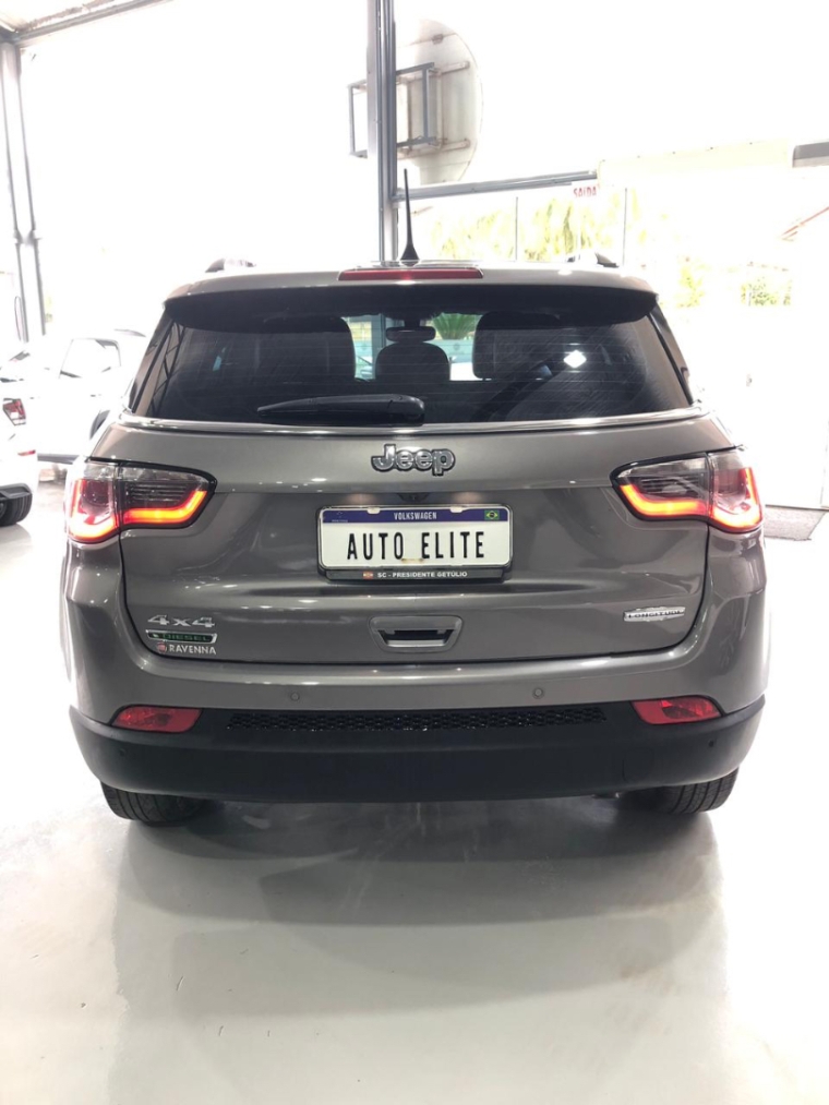 jeep compass 2.0 16v diesel longitude 4x4 automatico 4p 20215