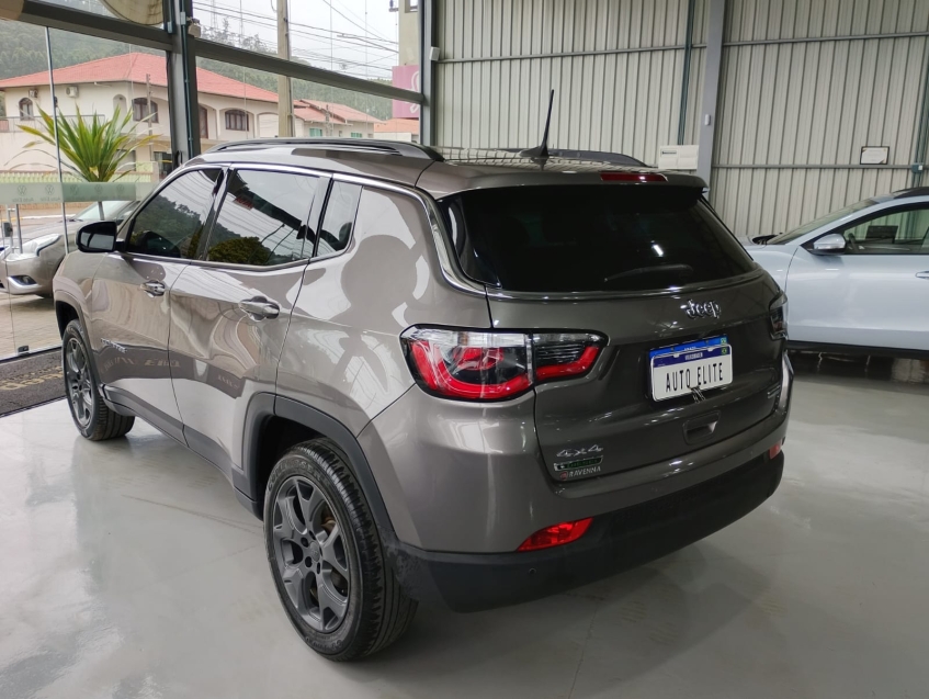 jeep compass 2.0 16v diesel longitude 4x4 automatico 4p 202115