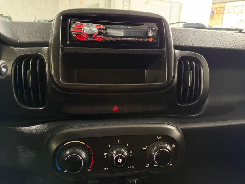 fiat mobi 1.0 evo flex like. manual 4p 20198