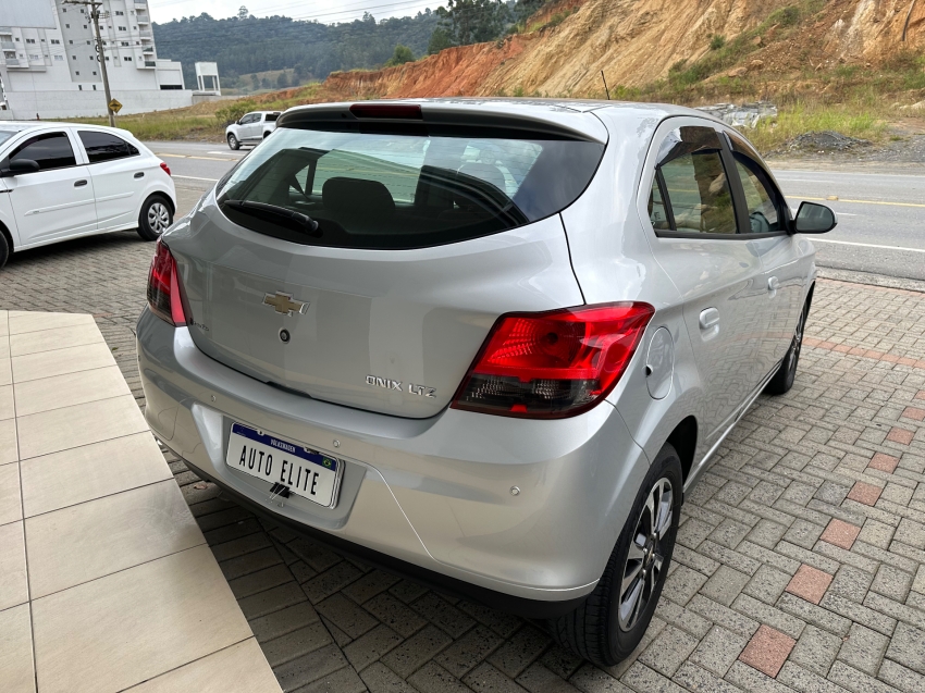chevrolet onix 1.4 mpfi ltz 8v flex 4p automatico 20164