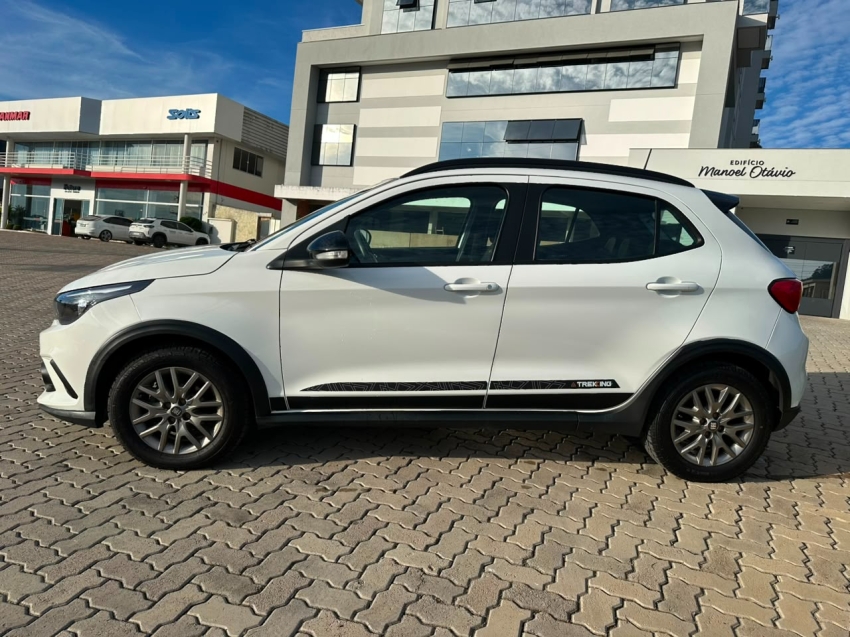 fiat argo 1.3 firefly flex trekking manual 4p 20211