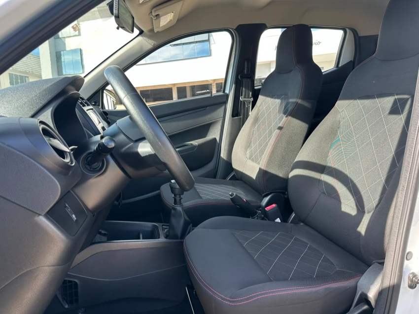 renault kwid 1.0 12v sce flex zen manual 4p 20239